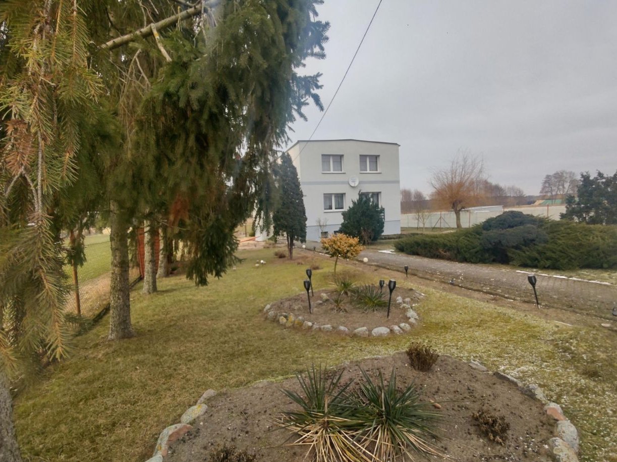 Dom, 240 m², Pruśce