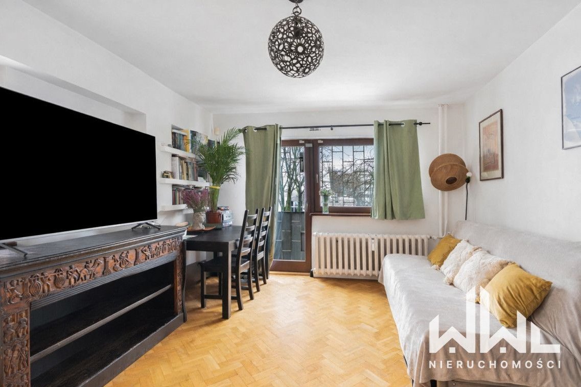 Broniewskiego|balkon|cicho| świetna komunikacja