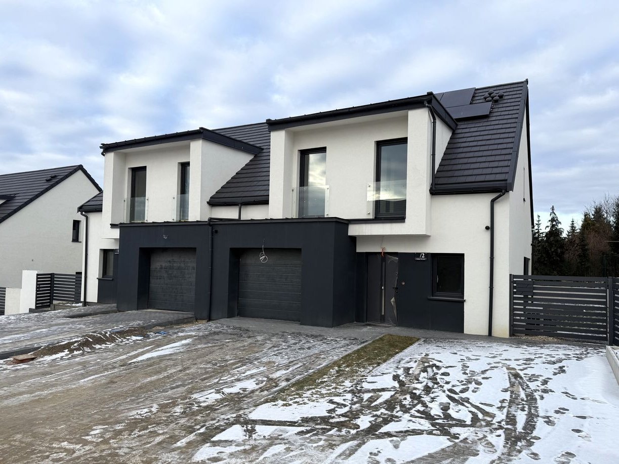 DOM 143 m2 z ogrodem, garażem, na zamkniętym osiedlu - w Gruszczynie!