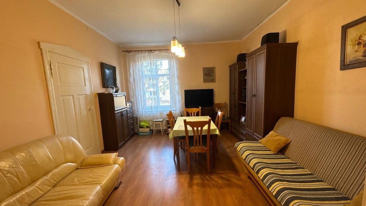 Na sprzedaż 2-pokojowe mieszkanie w Gryficach | piwnica | 2 pom.g. |