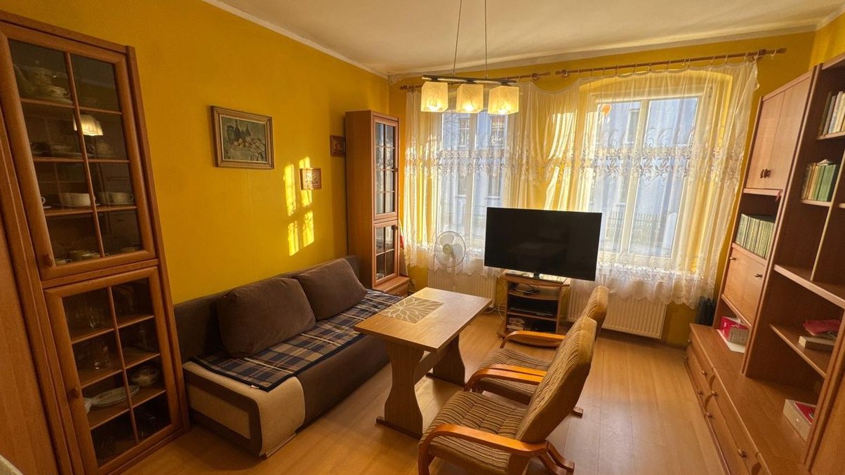 Na sprzedaż 2-pokojowe mieszkanie w Gryficach | piwnica | 2 pom.g. |