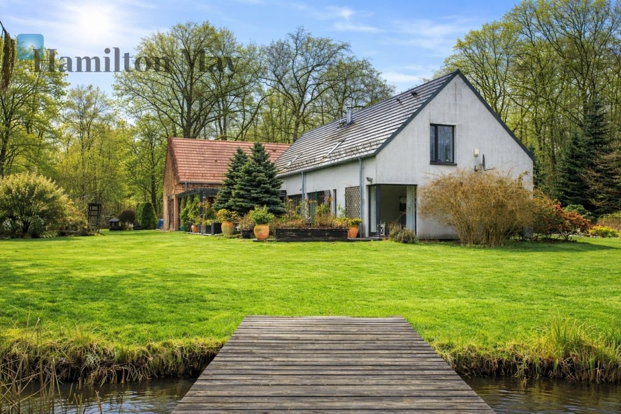 Niesamowite siedlisko ze stawem.