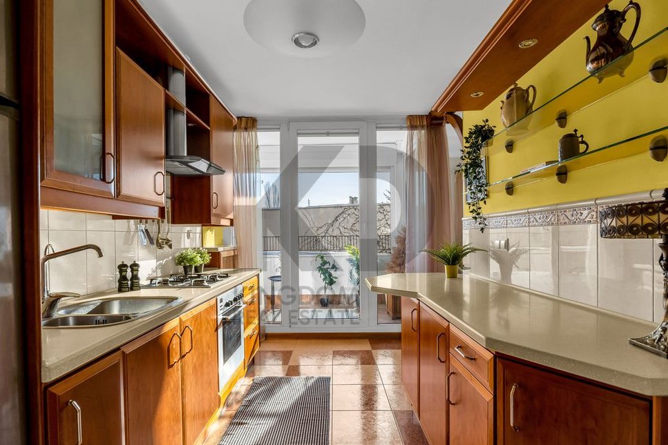 Słoneczne 3 pokoje 77m2 + garaż -Saska Kępa