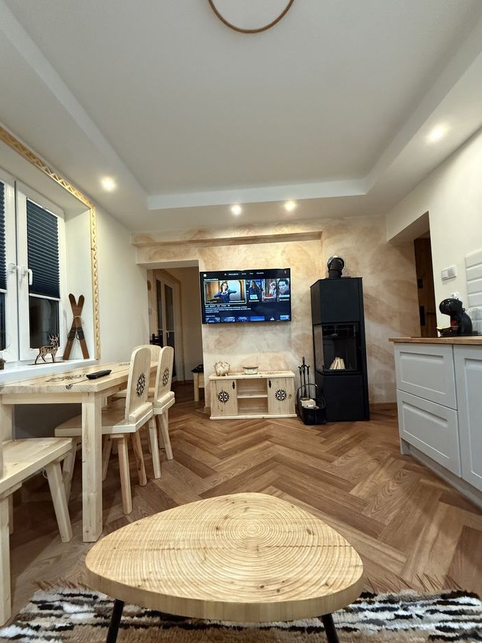 Piękne apartamenty, widok na Tatry, jacuzzi, sauna, parking, kominki.