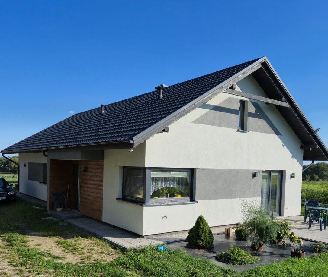 Nowoczesny dom z pompą ciepła i fotowoltaiką !!!