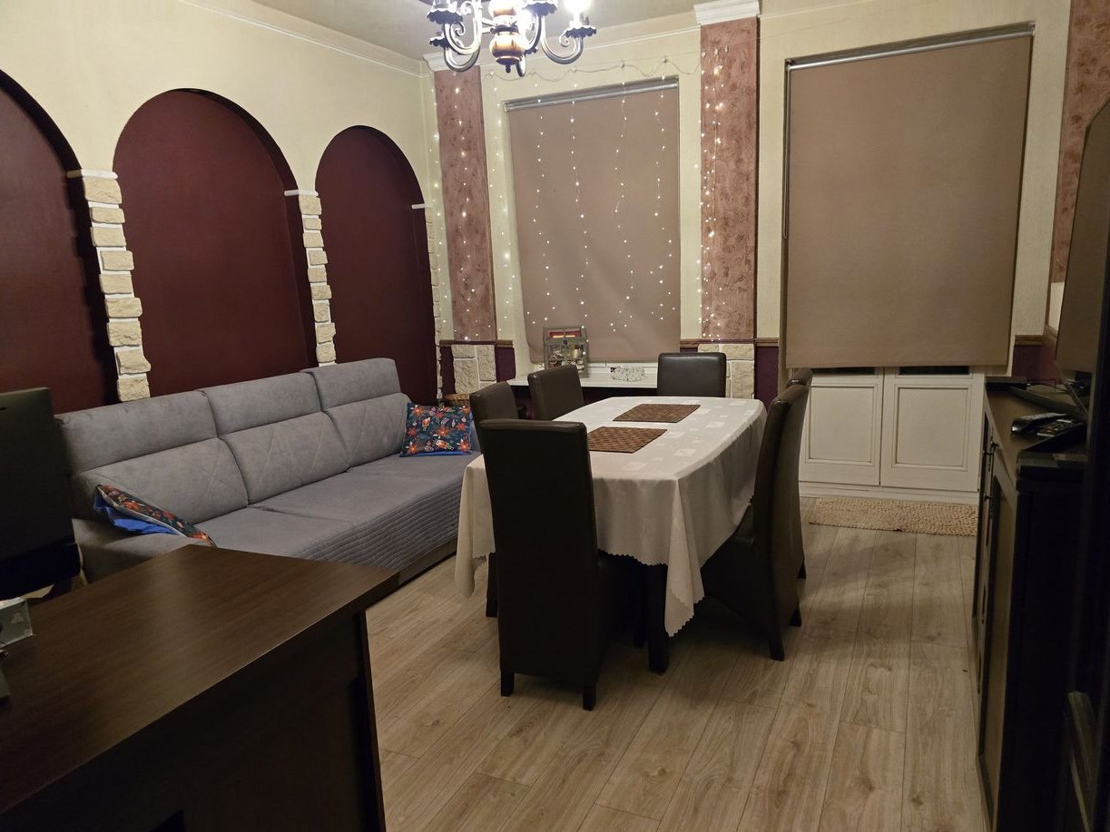 3 pokoje 75,48 m², kamienica, balkon, Fabryczna, niedaleko do centrum