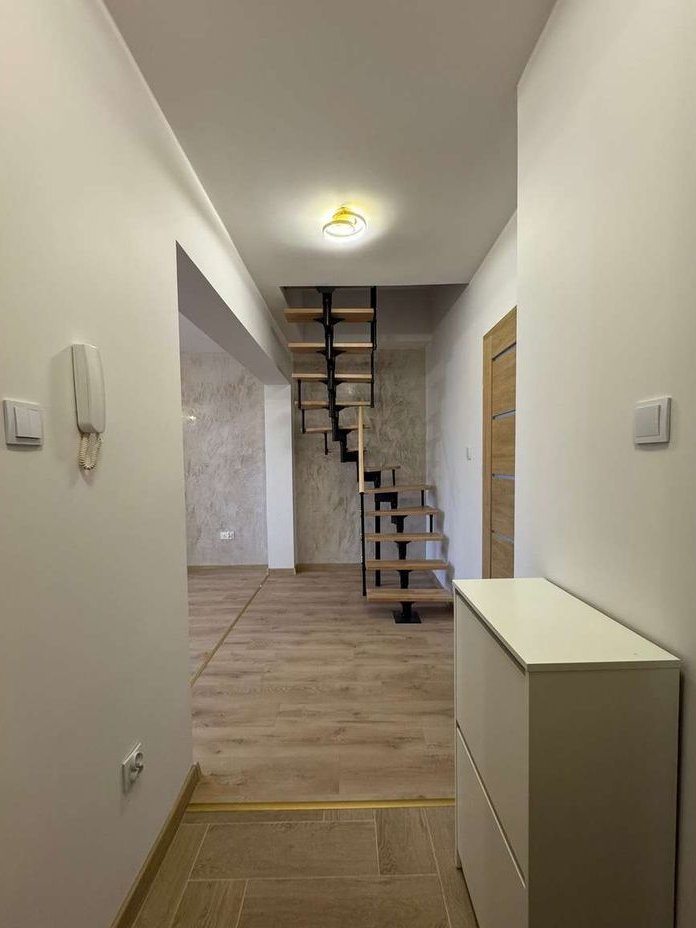 Dwupoziome*Wysoki*Standard*4*Pokoje*Ogródek*Nowe*Miasto*Psie*Pole