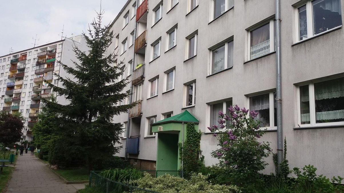 Krzyki 3 pokoje po remoncie z balkonem