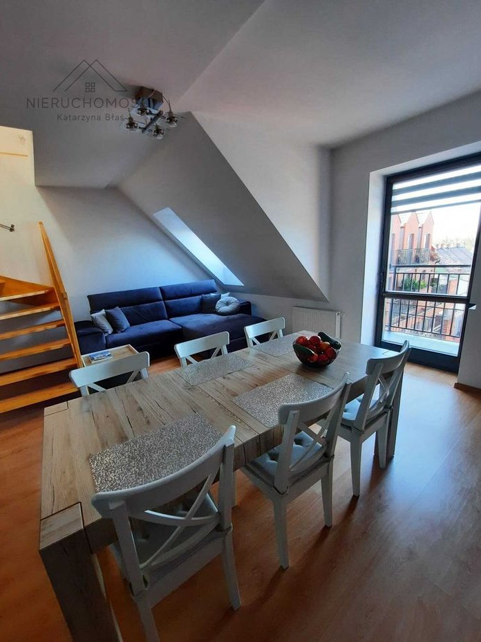 Mieszkanie dwupoziomowe w centrum Trzcianki