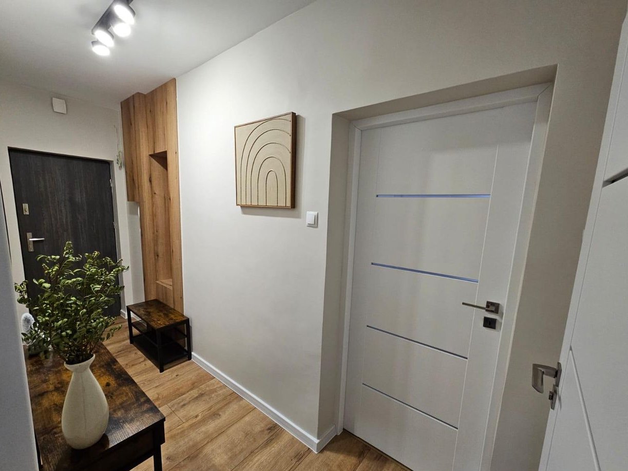 Dwupokojowe, komfortowe mieszkanie 48m2 po generalnym remoncie