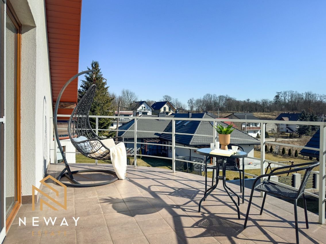 Komfortowy dom dla rodziny, 4 sypialnie, Dojazdów