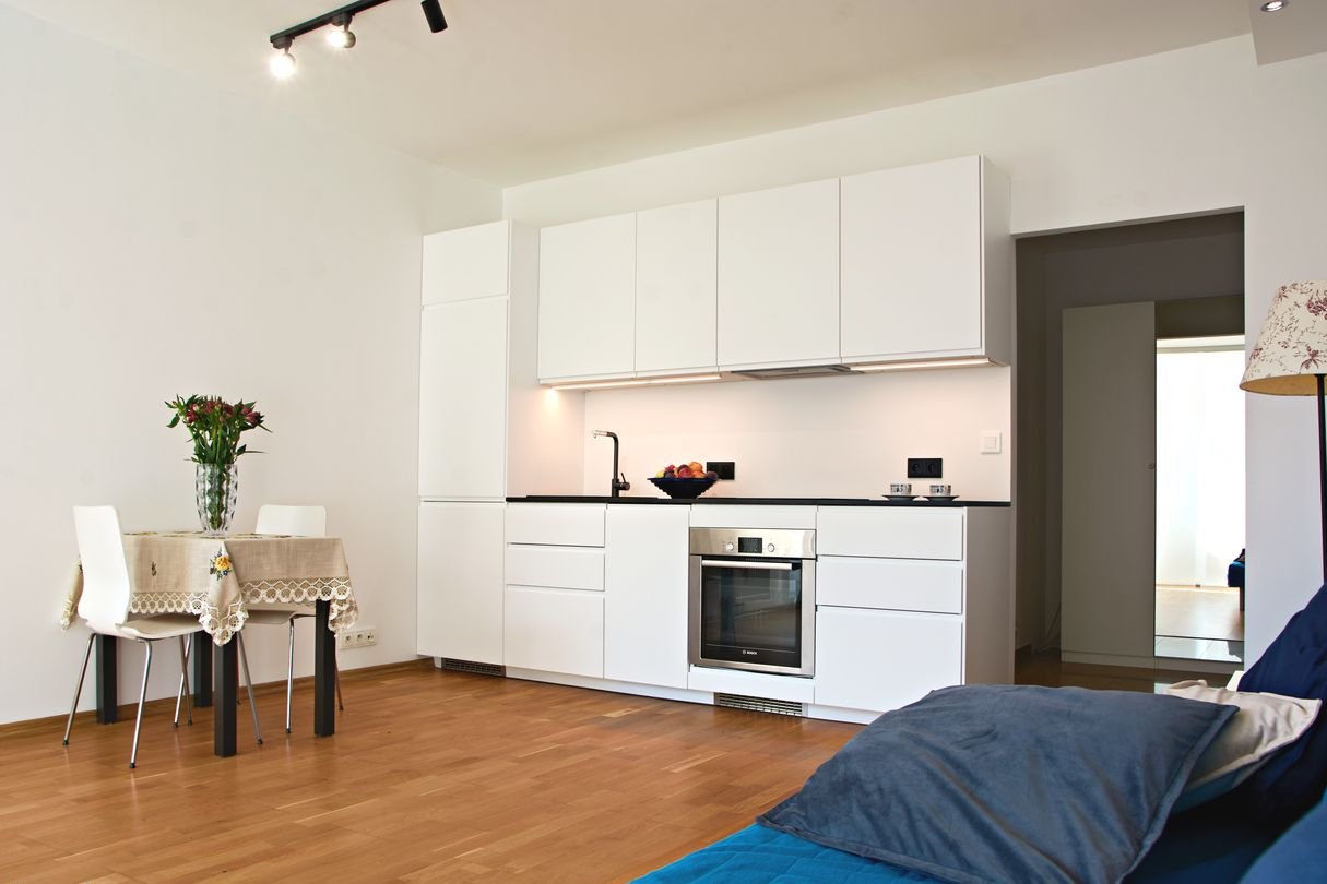 2 pokoje po remoncie + KOMÓRKA W CENIE - ul. Obrzeżna