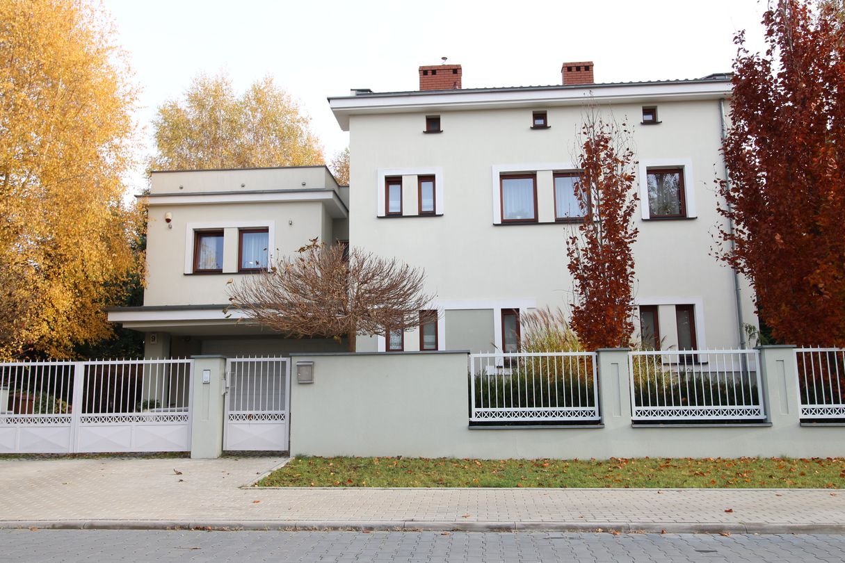 Strzeszyn Literacki Willa 390m2, Wysoka jakość, Świetna lokalizacja.