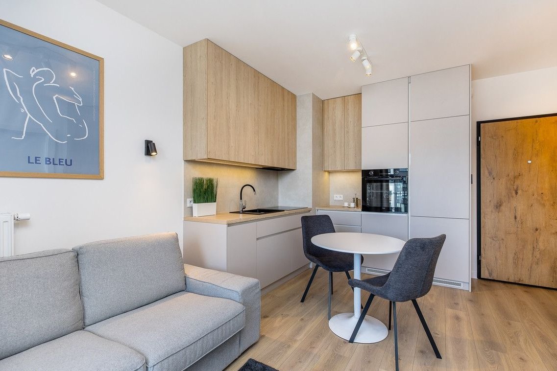 Gotowe, 2 pokoje, Powstańców, loggia