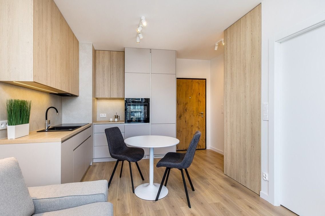 Gotowe, 2 pokoje, Powstańców, loggia