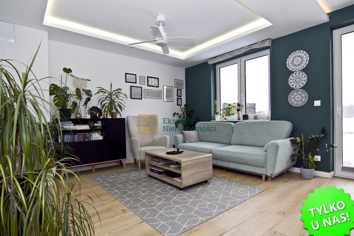 Szeregówka przy ul. Herbowej,120 m2, garaż w bryle