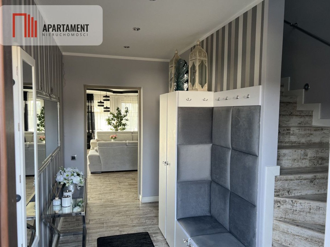 Tylko u nas! Bliźniak 535 m2, 4 garaże -Inwestycja