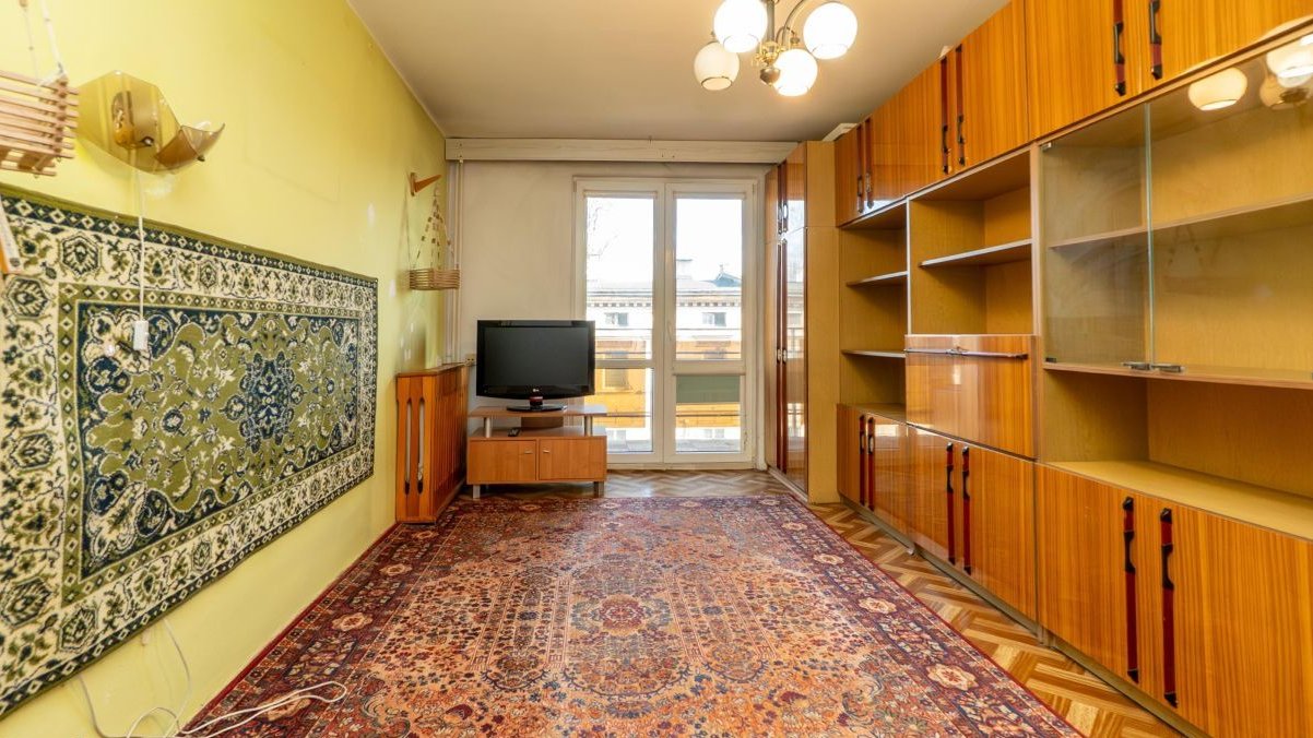 Mieszkanie z balkonem !