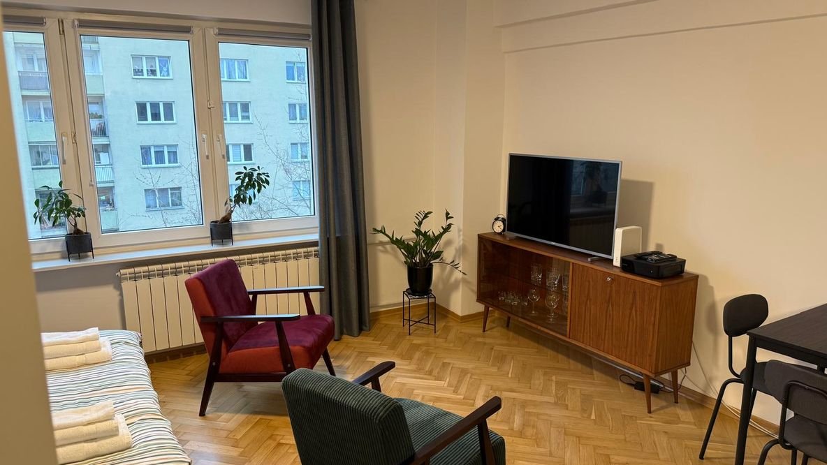 Mieszkanie 1-pokojowe z miejscem parkingowym na Woli