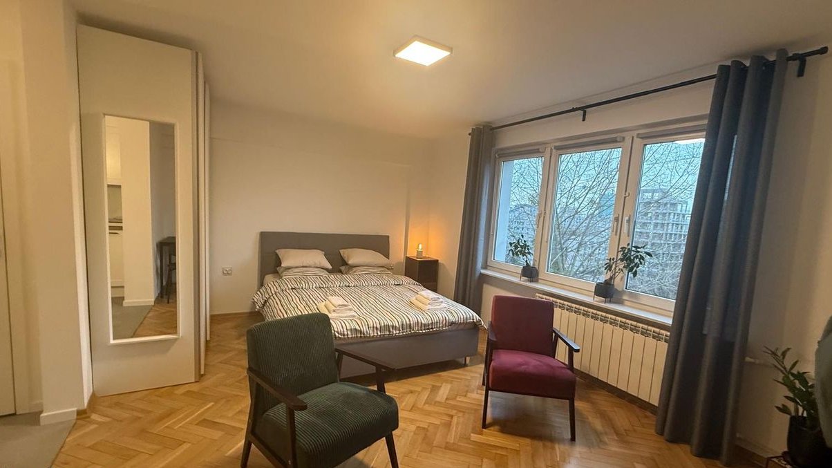 Mieszkanie 1-pokojowe z miejscem parkingowym na Woli