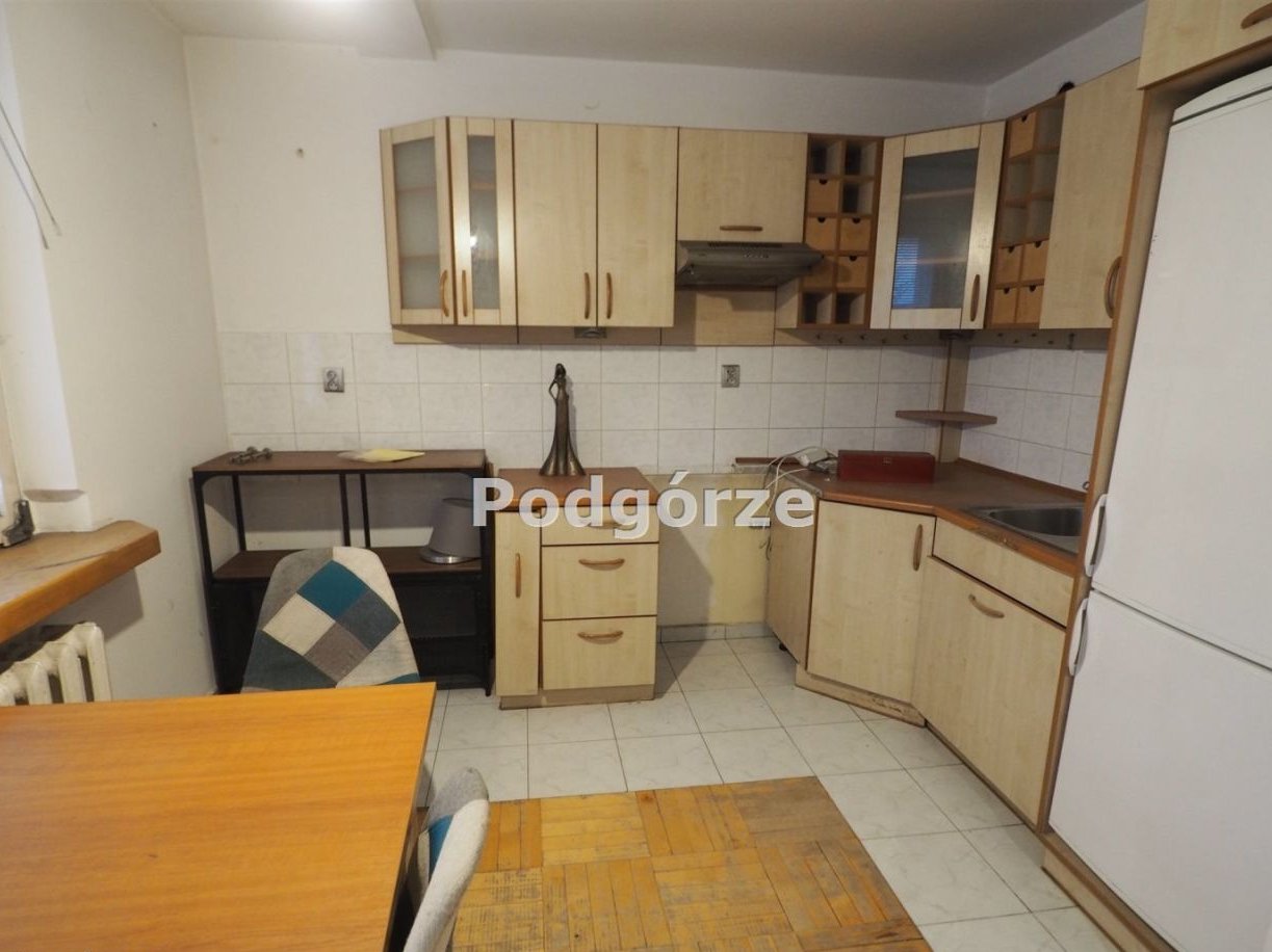 3 pokoje, balkon, blok cegła