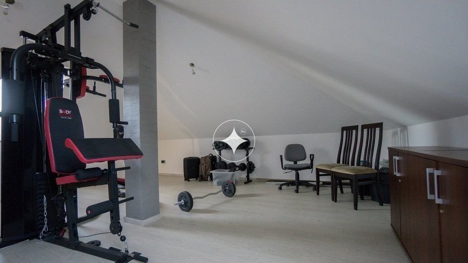 Dom w górach ze stawem Jaszkowa gmina Kłodzko