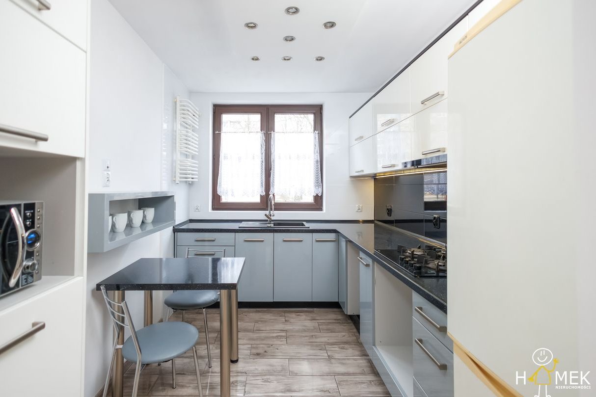 2 Pokoje Na Parterze Po Remoncie– Gotowe Do Zamieszkania W Komforcie!