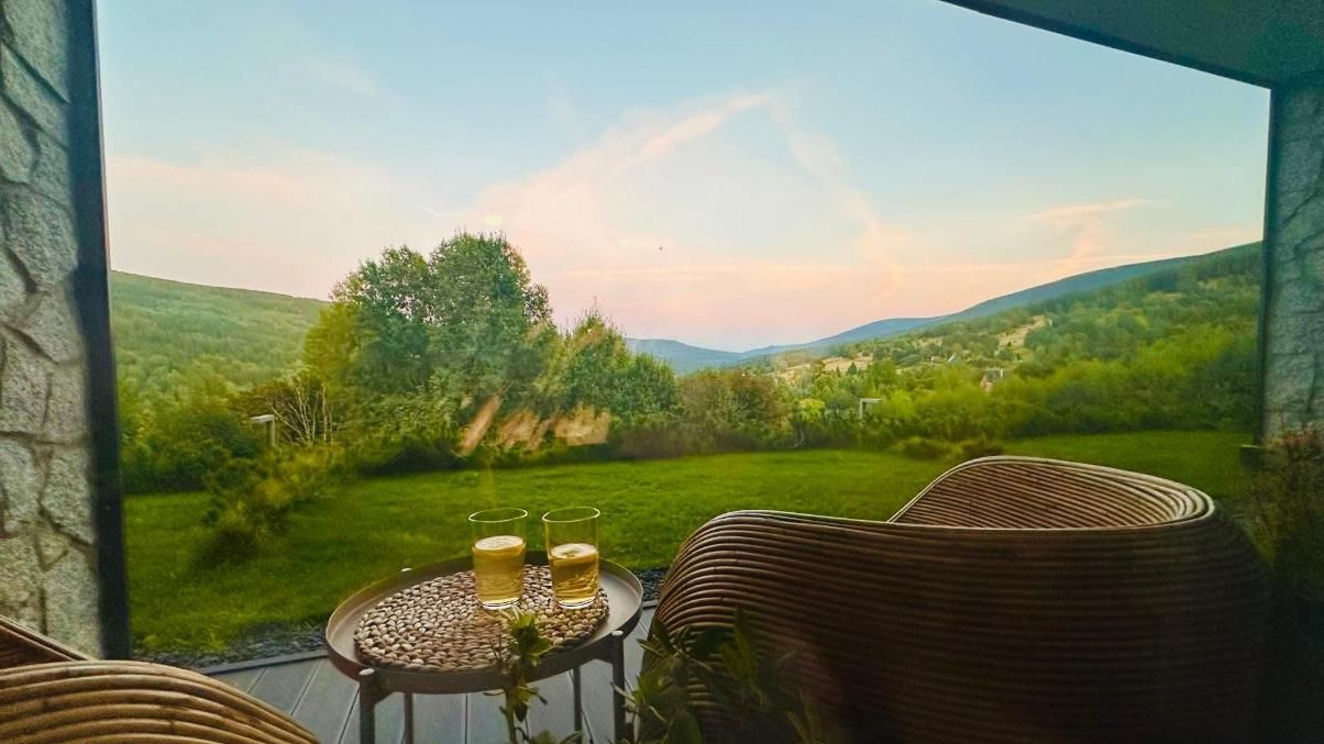 Apartament z zielonym tarasem, sauna, narciarnia, widoki, przy stoku