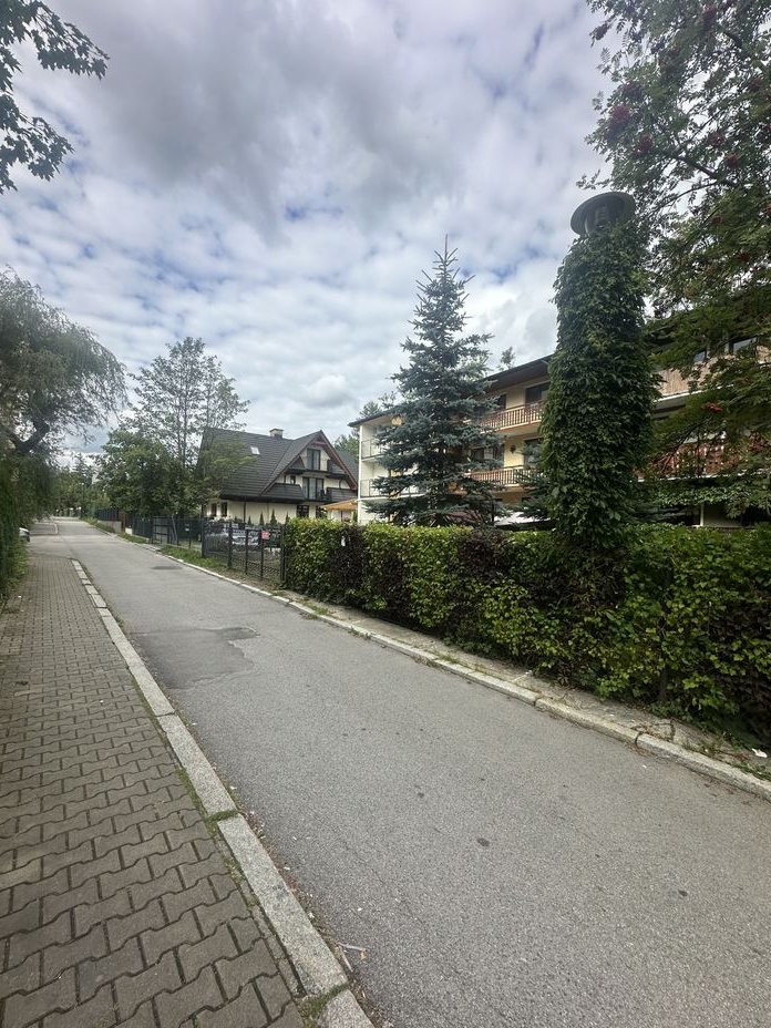 Dom w zabudowie szeregowej w centrum .