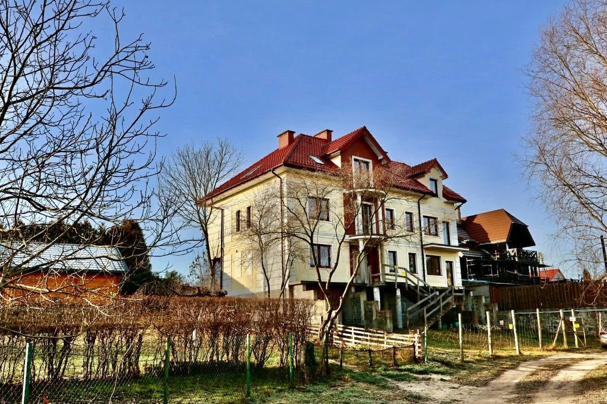 Dom/ pensjonat do wykończenia!