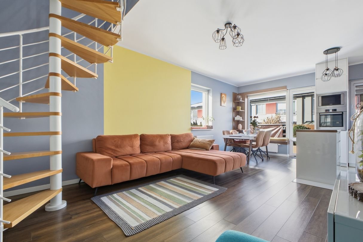 | Segment narożny | Ogród 120 m2 | 3 pokoje | Józefosław