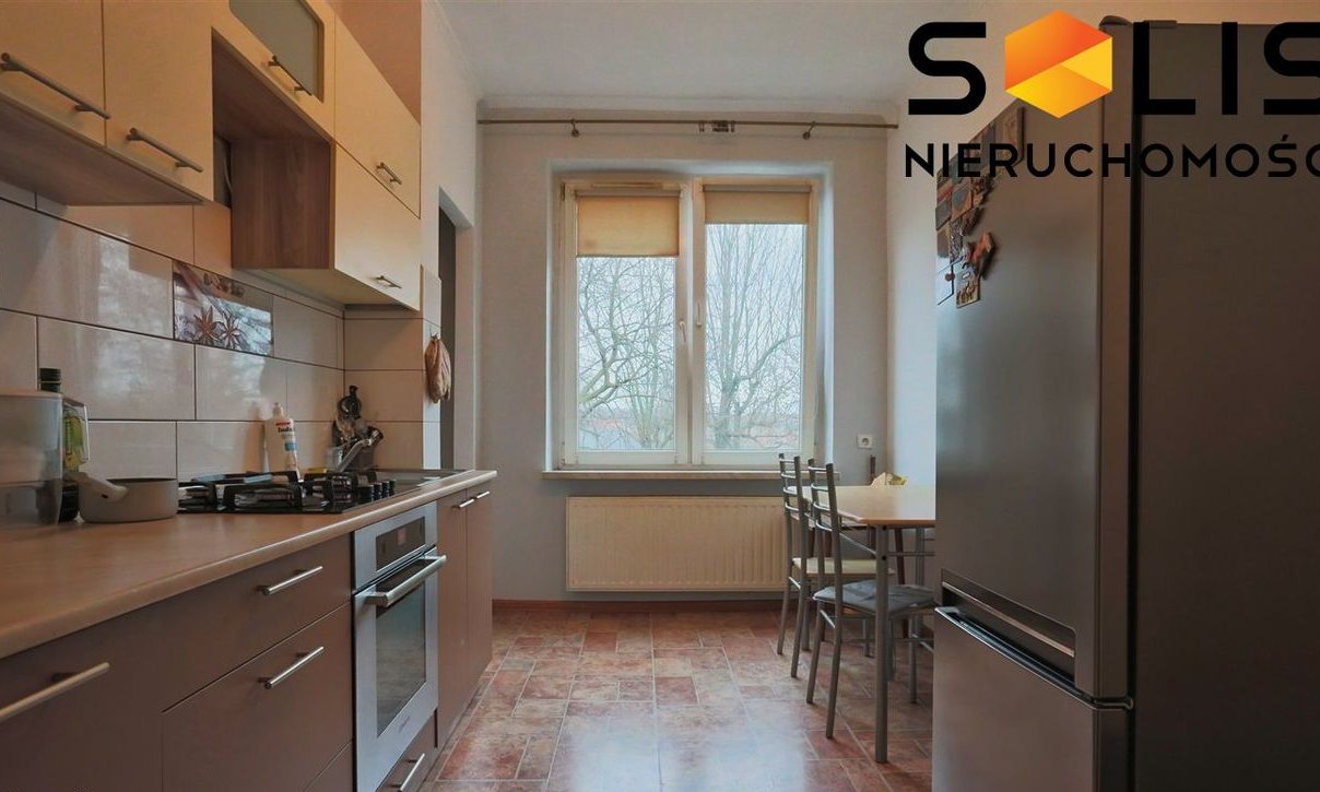 Duże mieszkanie dwupokojowe, Radlin.