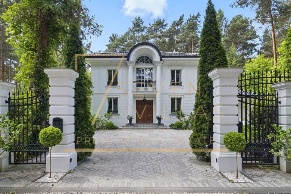 Rezydencja z ogrodem pod Warszawą