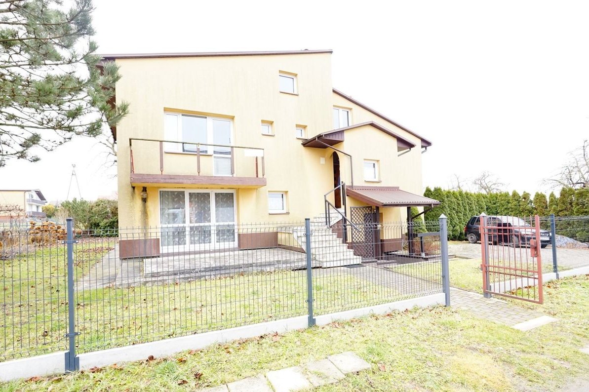 idealny jako dwurodzinny/warty uwagi