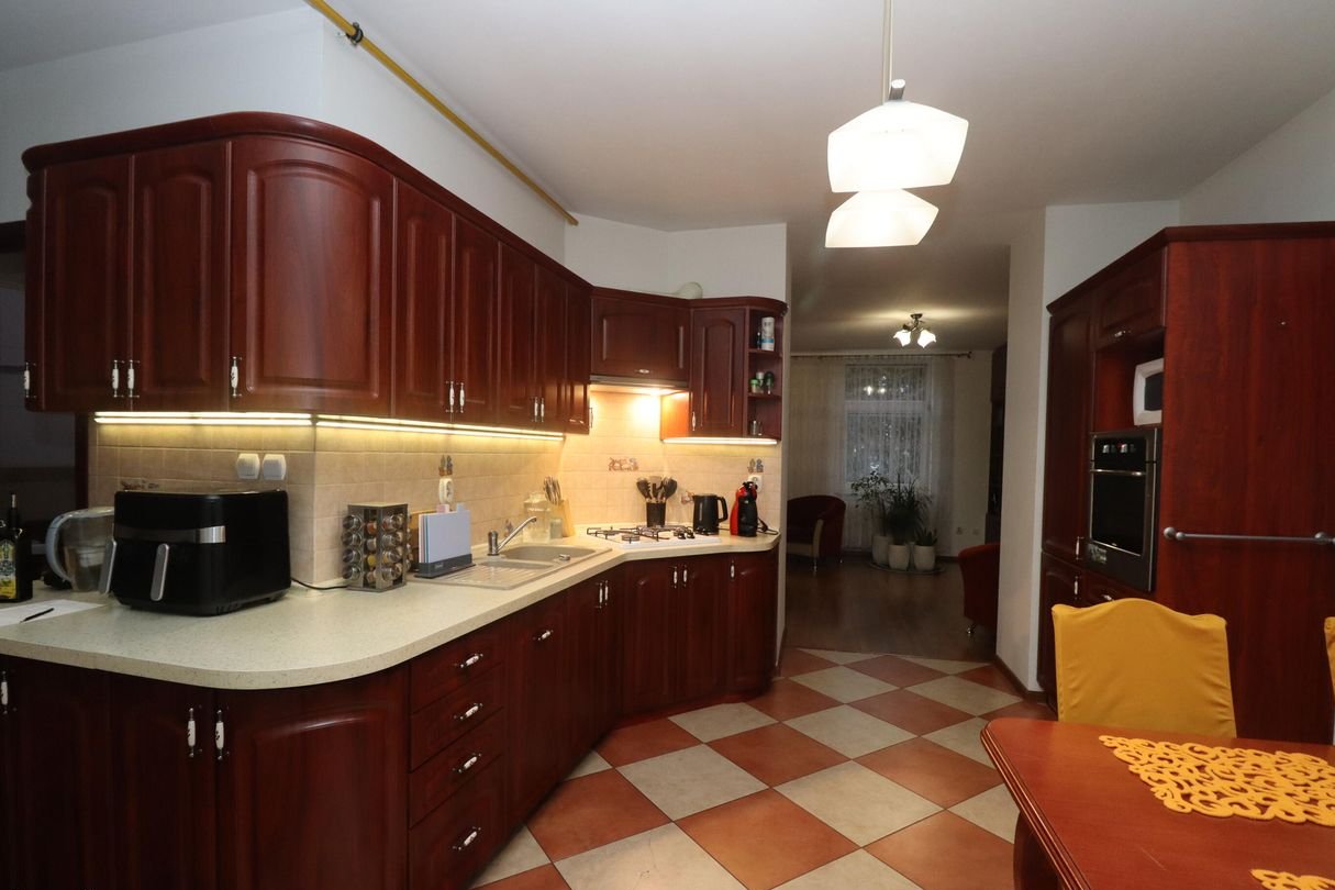 Dom w dobrej lokalizacji i jeszcze lepszej cenie