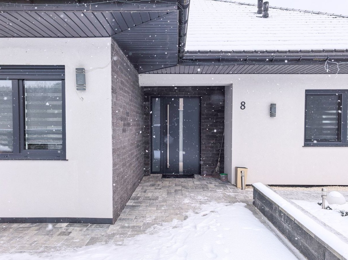 Na sprzedaż dom wolnostojący w okolicy lasów – Nowy Duninów