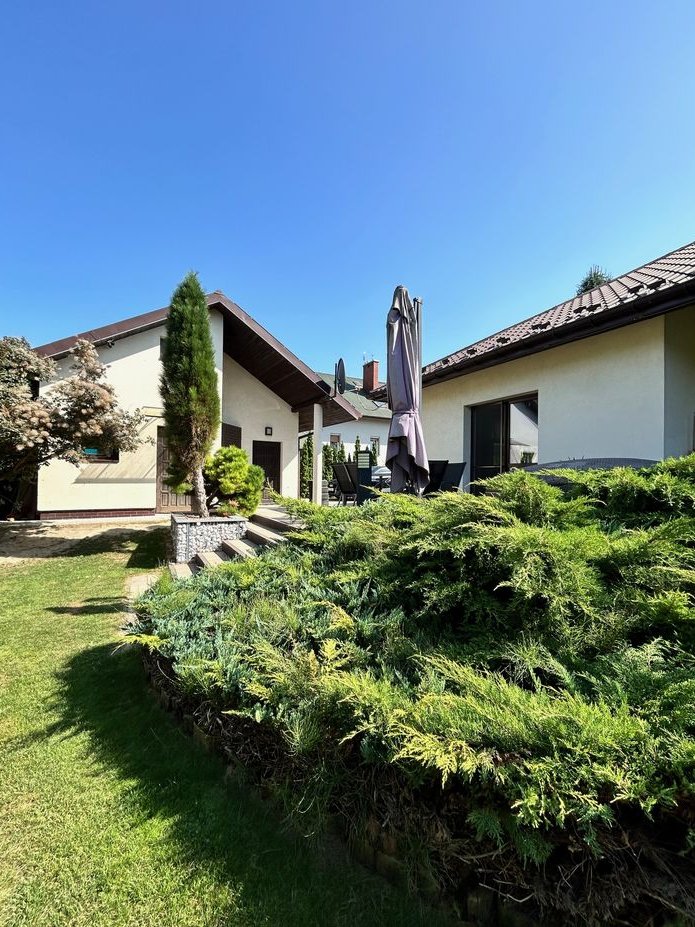 DOM Rzeszów - Budziwój 220 m2 do zamieszkania