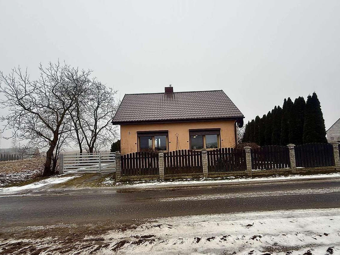 Dom jednorodzinny w pobliżu jeziora CENA DO NEGOCJACJI