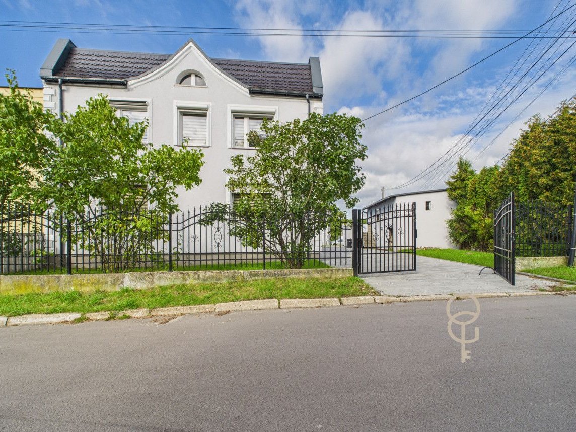 Dom dla dużej lub wielopokoleniowej rodziny 176m2