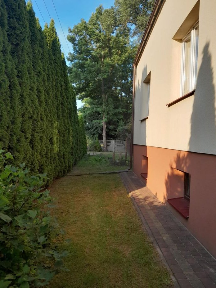 Dom wolnostojący, cena do negocjacji. Okolice Roztocza