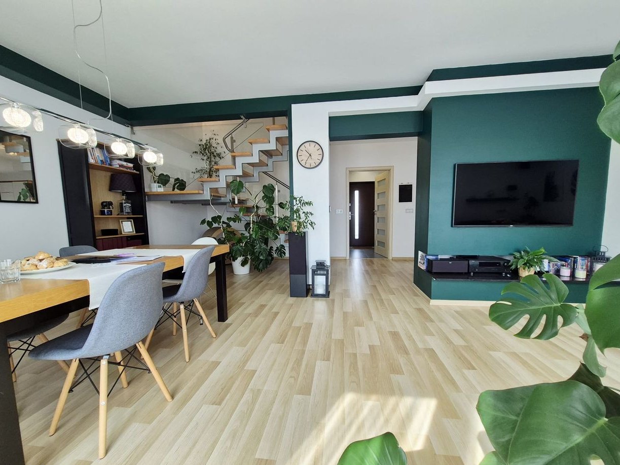 Dom 120m2 BędzinGrodziec duży ogród, garaż, fotowoltaika niskie koszty