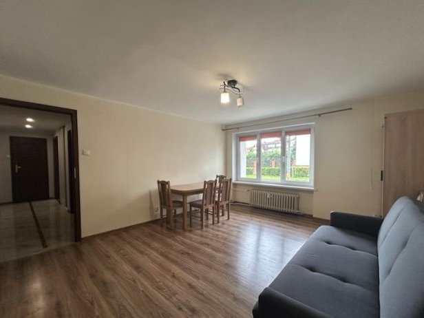 Przytulne 2-pokojowe mieszkanie z piwnicą