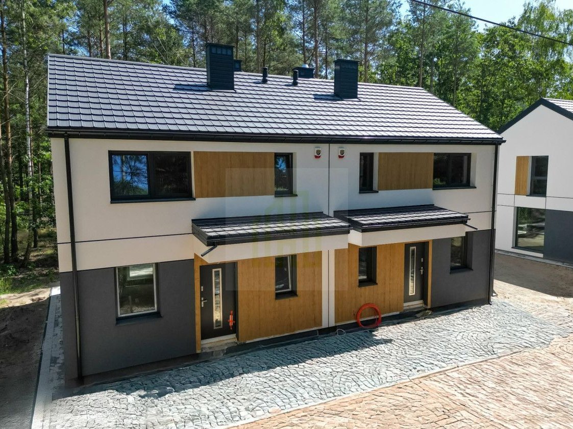 Dom w lesie oaza spokoju.