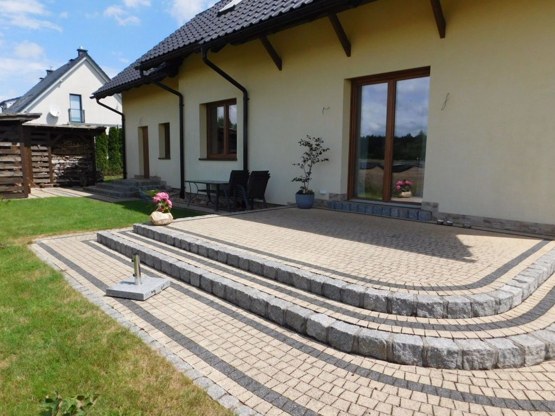 Dom Jednorodzinny Kudowa-ZdrÓj SprzedaŻ