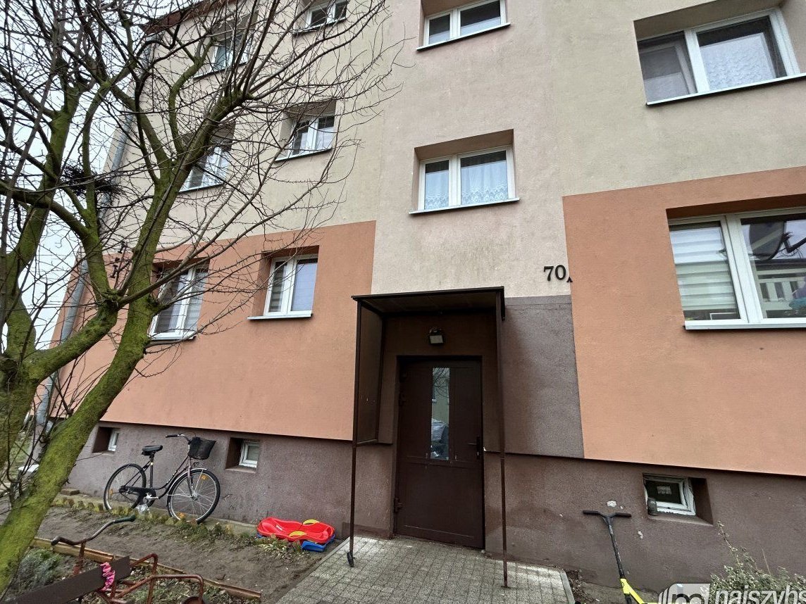 Komarowo - kawalerka do lekkiego remontu