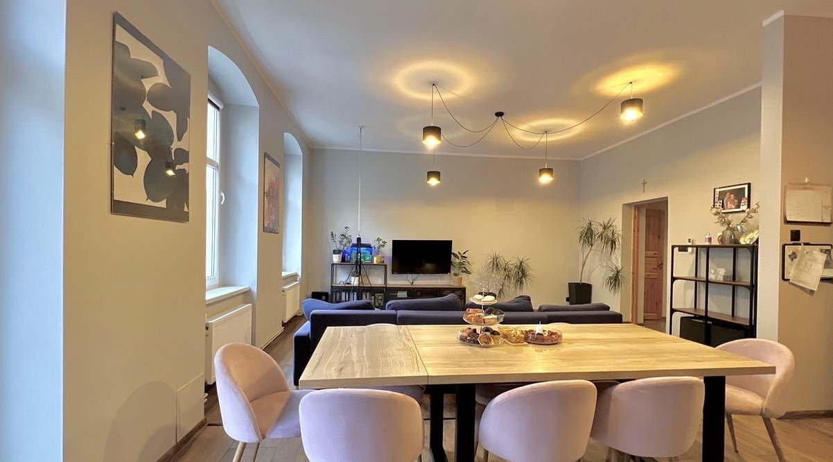 Przestronne 3-pokojowe mieszkanie z balkonem 101 m kw Reymonta