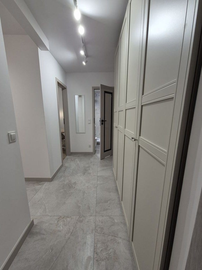 2 pokoje 42 m², wysoki standard | metro Ulrychów | Wola gotówka