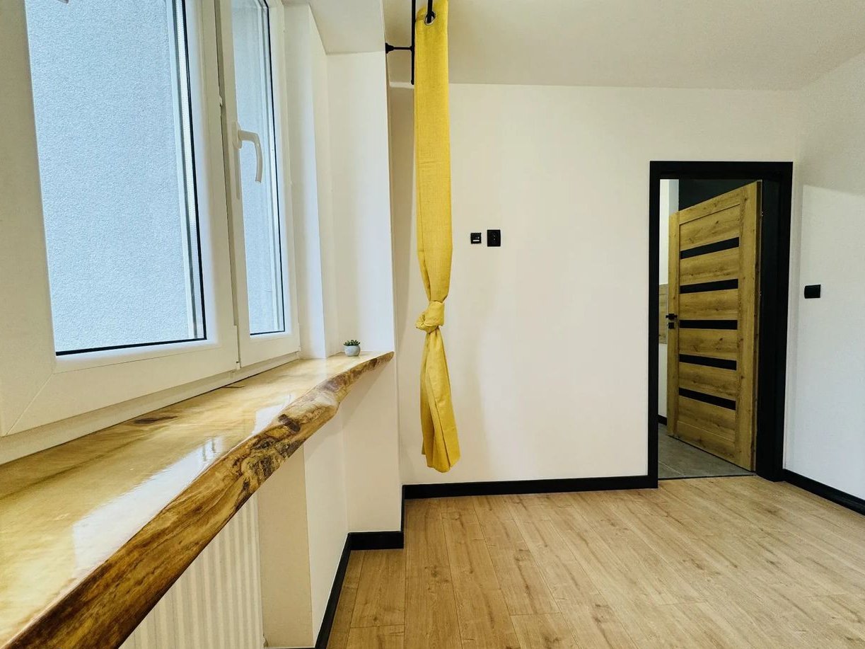 Wysoki Standard- 2 pokoje po remoncie