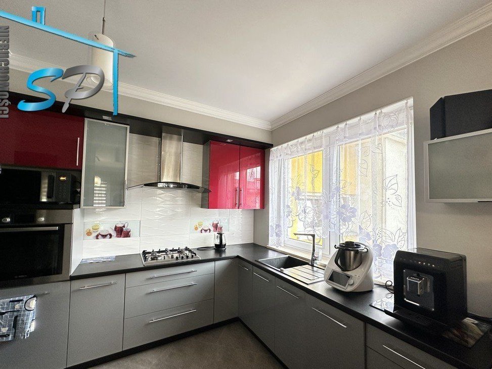 Przestrzeń, światło i zieleń –3 pokoje z balkonem