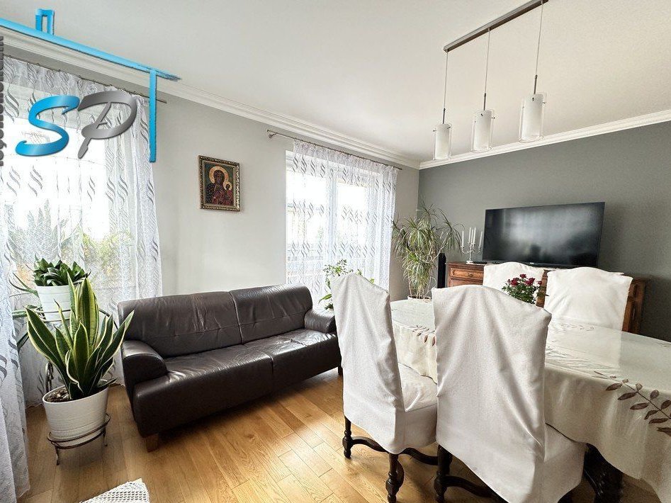 Przestrzeń, światło i zieleń –3 pokoje z balkonem